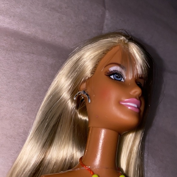 12 Barbie Dolls, 1 Ken & 4 Kelly Dolls Lot - Picture 13 of 15